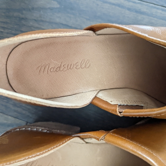 The Brady Lowcut Bootie - Picture 7 of 9
